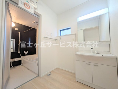 【脱衣所】 | 浜松市中央区河輪町 新築一戸建て 1号棟 | 脱衣所です