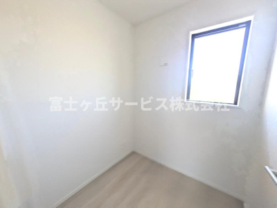 【収納】 | 浜松市中央区河輪町 新築一戸建て 1号棟 | ウォークインクローゼットです