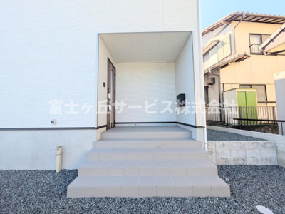 【エントランス】 | 浜松市中央区河輪町 新築一戸建て 1号棟 | エントランスです