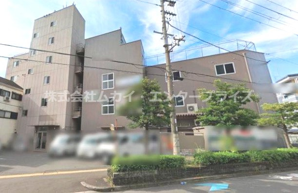 高槻町テナントビルの外観