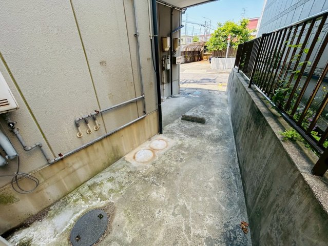 天白区一棟貸　店舗併用住居の庭