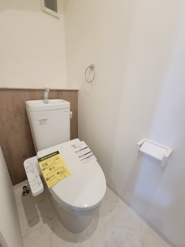 粟Ⅲ・新築戸建のトイレ