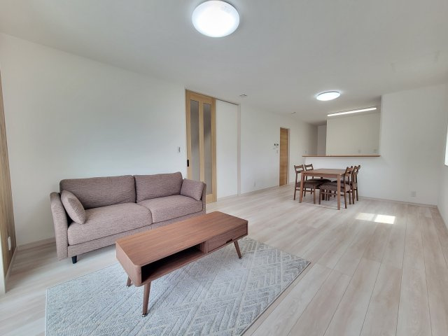 粟Ⅲ・新築戸建の居間・リビング