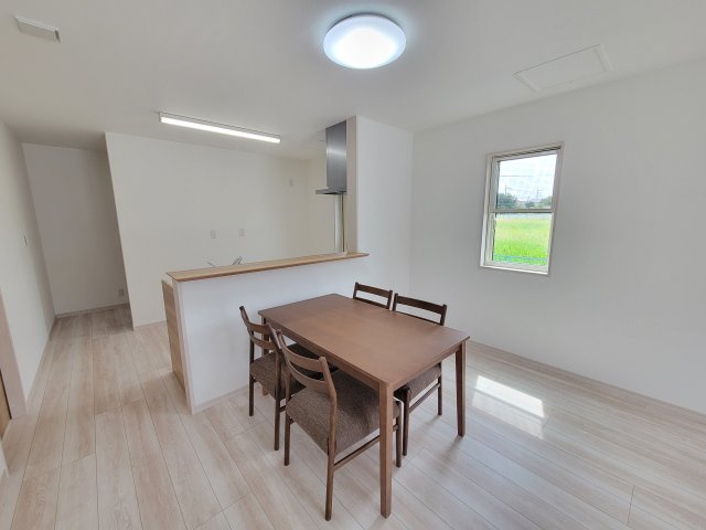 粟Ⅲ・新築戸建の居間・リビング