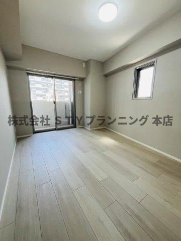 仲介手数料０円！ポルタニグライーストの居間・リビング