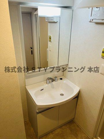 仲介手数料０円！ポルタニグライーストの独立洗面台