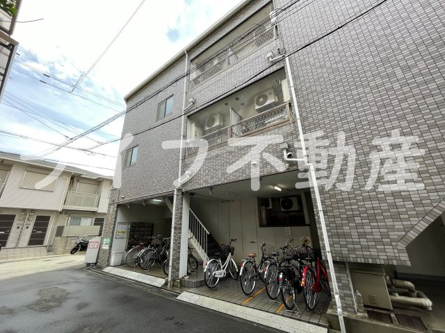 サンライフ近江堂の外観