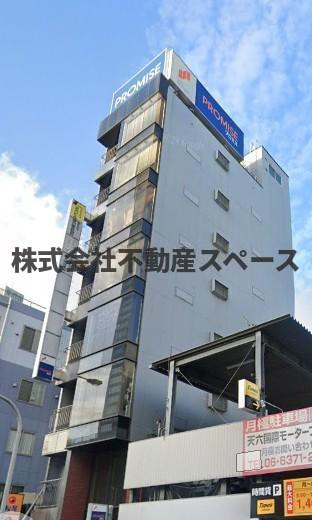 大阪市北区本庄東１丁目の店舗一部の外観