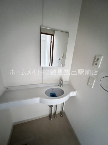 大阪市城東区今福東１丁目の賃貸マンションの独立洗面台