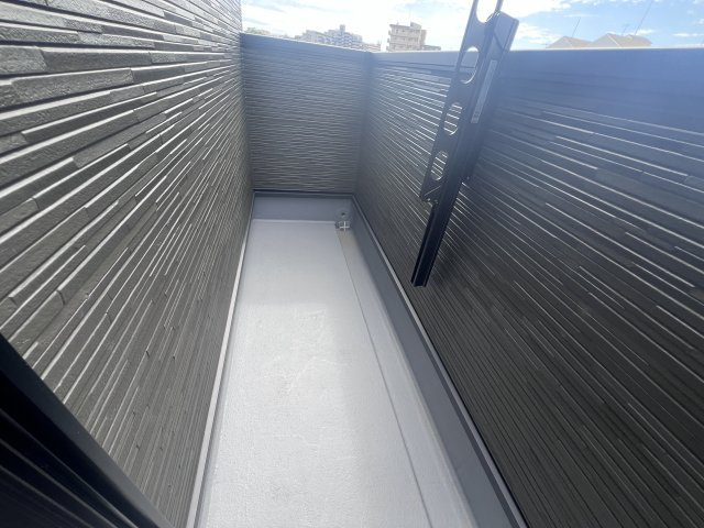 アリビア旭が丘のバルコニー