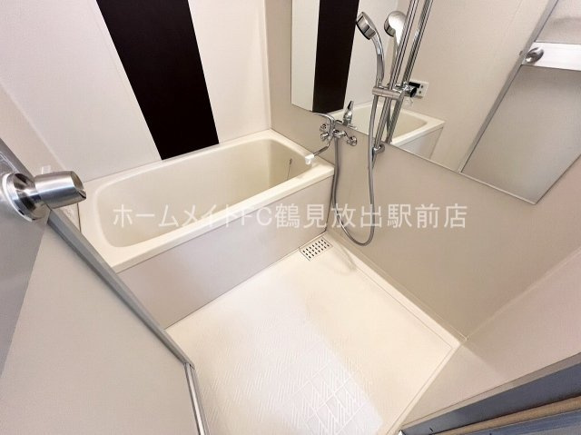 大阪市鶴見区諸口６丁目の賃貸マンションの浴室