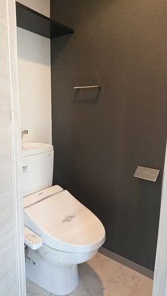 サムティ江坂レガーロのトイレ