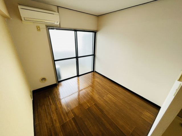 ラ・ポルト旭の洋室|洋室です