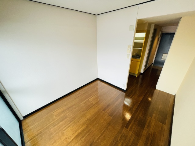 ラ・ポルト旭の洋室|スタンダードな洋室です