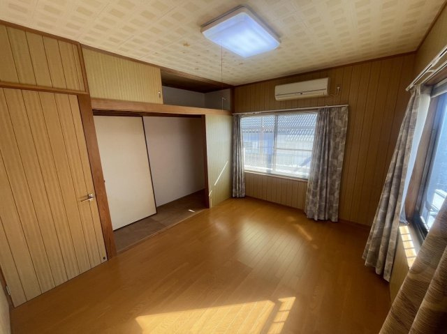 横浜新町１丁目　中古戸建の洋室