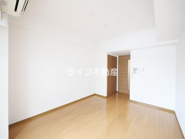 エスリード森ノ宮駅前の居間・リビング|ゆったり過ごせる居間です