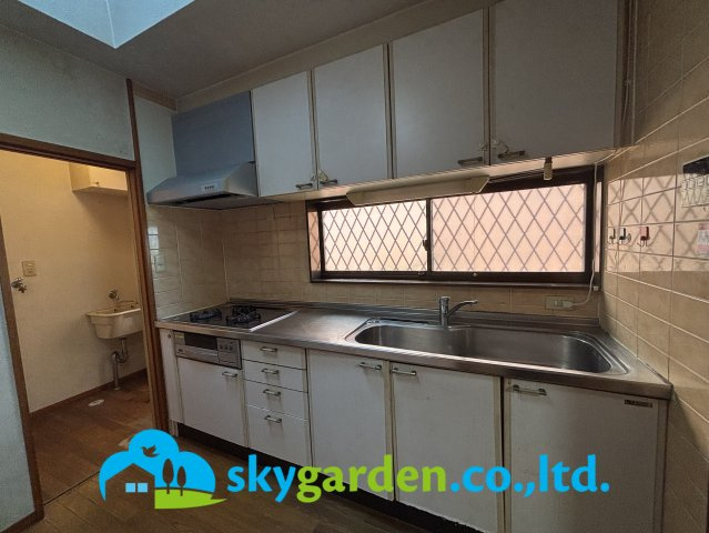 伊勢原市高森台２丁目　中古戸建のキッチン