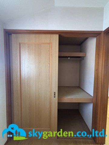 伊勢原市高森台２丁目　中古戸建の収納