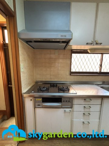 伊勢原市高森台２丁目　中古戸建のキッチン