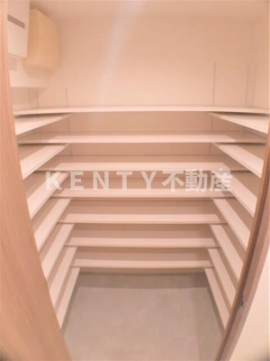 【収納】 | レジディア御殿山 | たっぷりとした収納スペースです