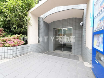 【エントランス】 | アイディ平和島 | 建物の内部です