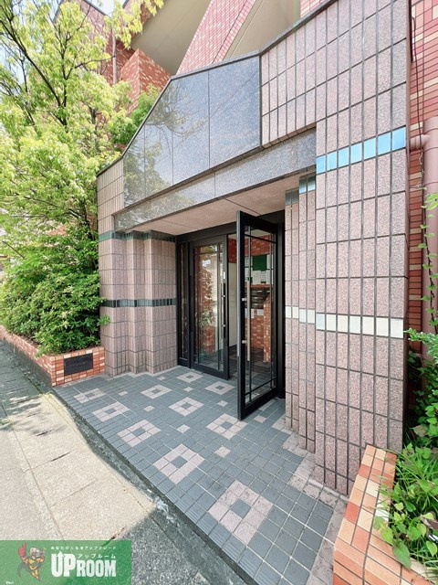 レジデンツ菩提樹のエントランス