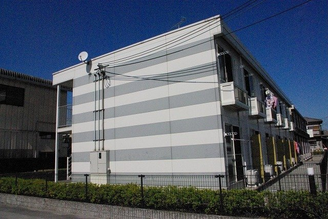 レオパレスニューエイジの外観|外観は落ち着いています