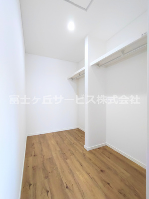 【収納】 | 豊川市御油町汲ケ谷 中古戸建て | ウォークインクローゼットがあります