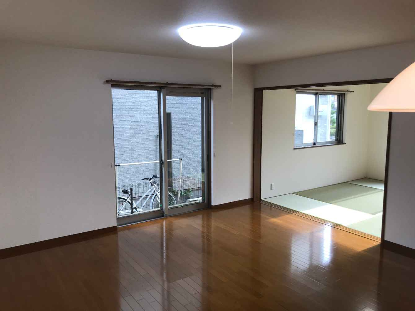 近江八幡市上田町　中古戸建の居間・リビング