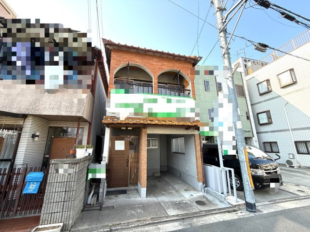 土師町中古戸建の前面道路含む現地写真