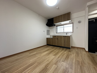 【居間・リビング】 | ドミールウメダ