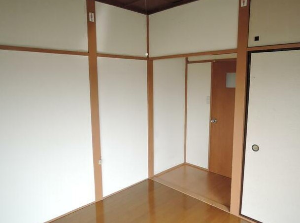 三鷹市牟礼７丁目のアパートの寝室
