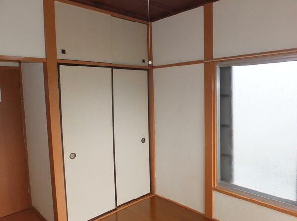 三鷹市牟礼７丁目のアパートの収納
