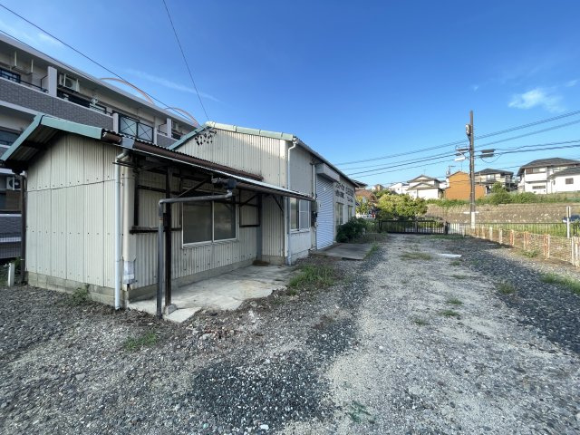 桃山町貸倉庫の外観