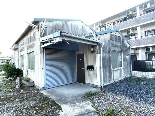 桃山町貸倉庫の外観
