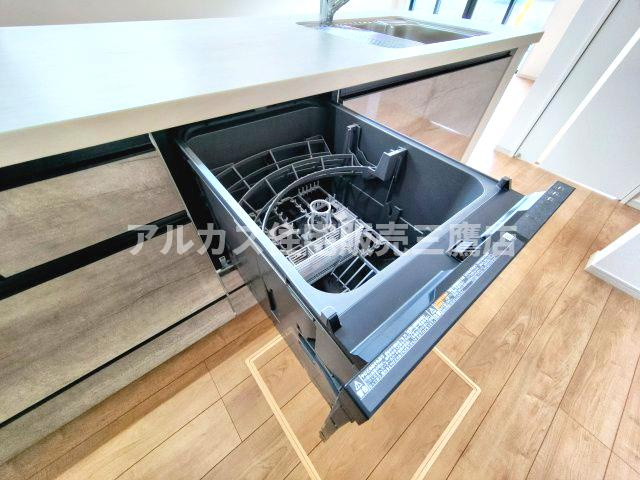 【内覧動画公開中！】三鷹市大沢４丁目 京王線 調布駅 新築戸建のキッチン