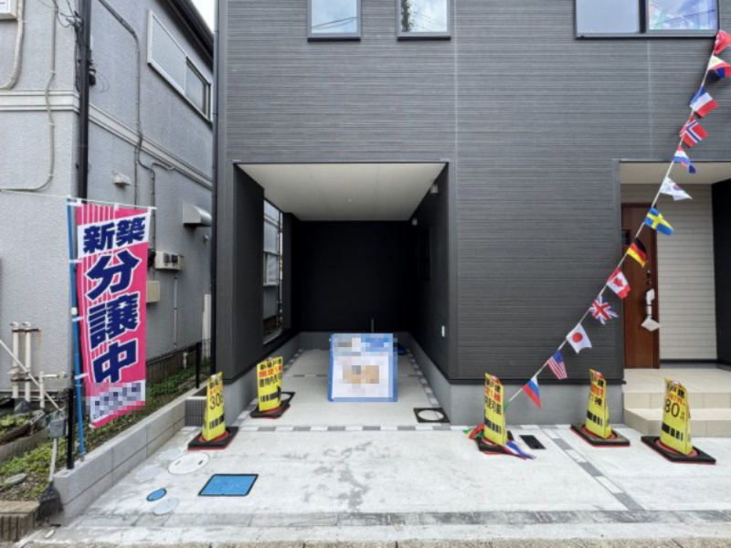 柏市篠籠田新築戸建（篠籠田６期）の駐車場|愛車に優しいビルトインガレージ