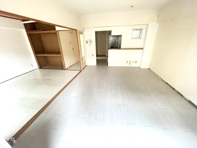 リベラス21金剛東の内装