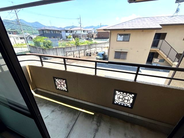 聖ソレアードA棟のバルコニー