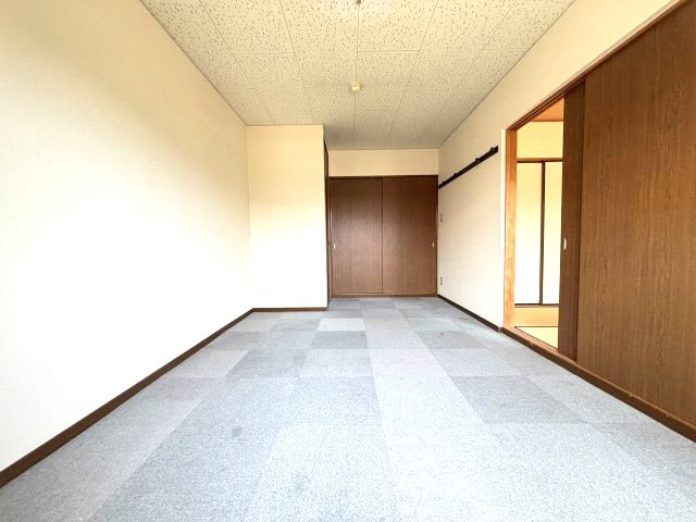 聖ソレアードA棟の寝室