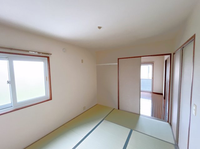 サンヴェルデ西大通 Dの和室