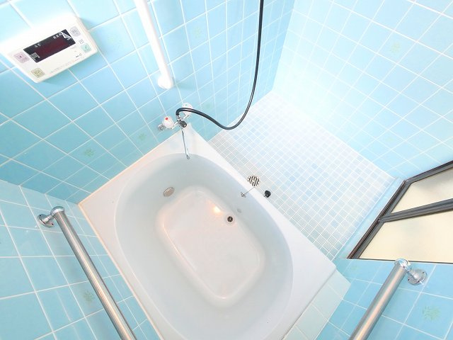 俵口町1513番地戸建の浴室