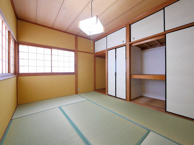 俵口町1513番地戸建の和室