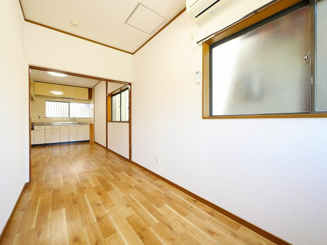 俵口町1513番地戸建の居間・リビング