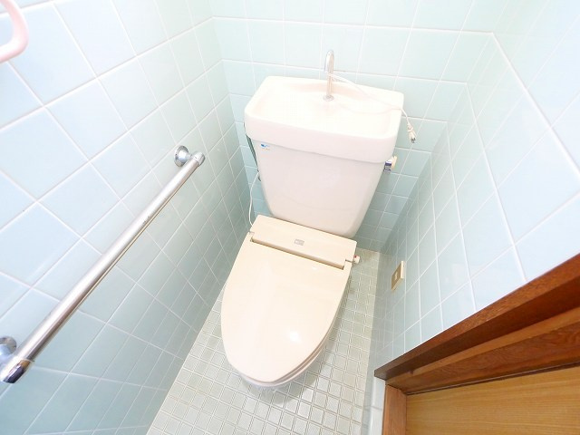 俵口町1513番地戸建のトイレ