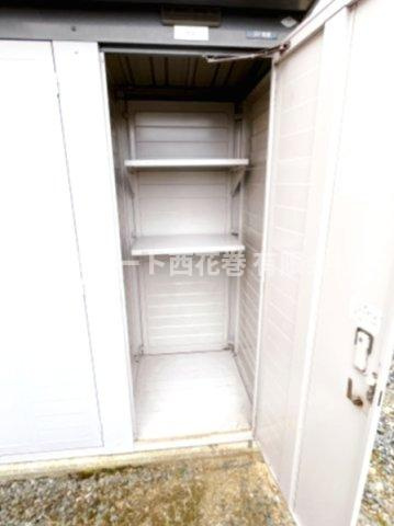 メゾン・カイラスの収納