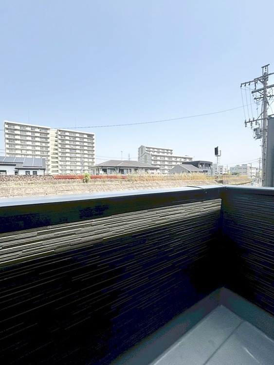 リーブルガーデン南区浜田町第1期　全1棟　新築戸建のバルコニー