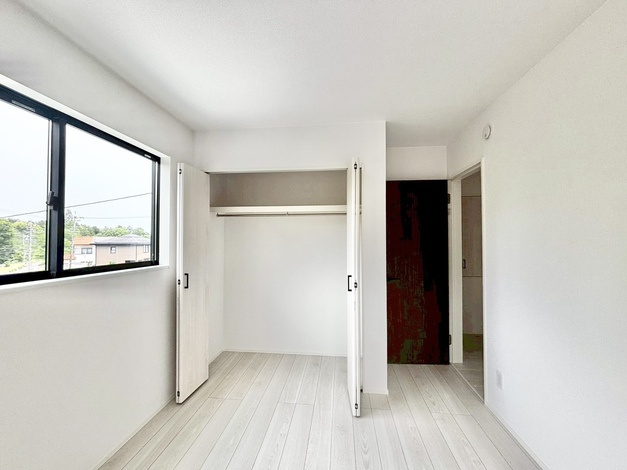 グラファーレ東郷町春木台2期　全2棟　新築戸建の洋室