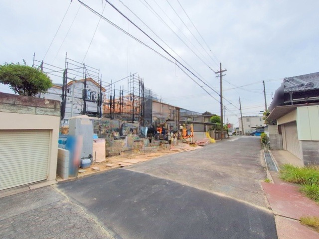 ファーストタウン豊明市第7二村台　全2棟　新築戸建の前面道路含む現地写真|5/1撮影