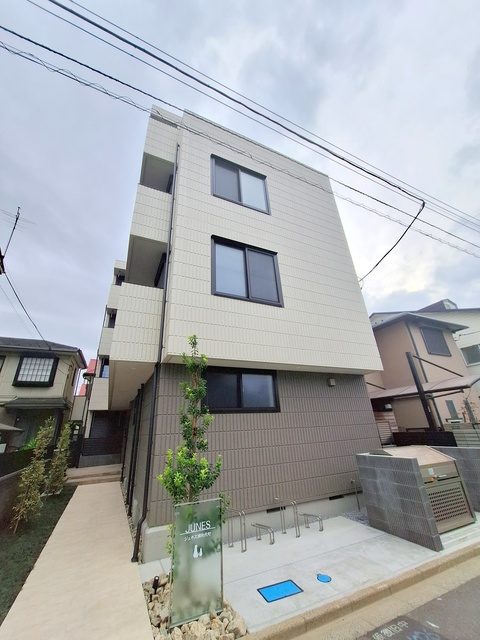 ジュネス浦和元町の外観